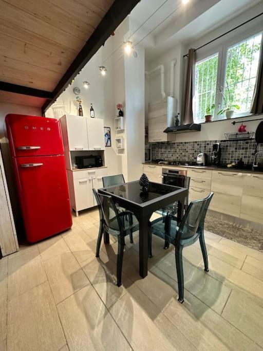 Loft Moderno Con Terrazzo Apartment Milan Luaran gambar